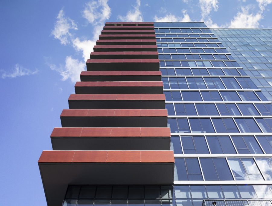 Architectural tinted float
